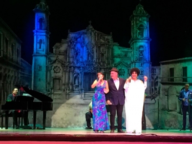 Emilia Morales, Indira Ferrer-Morató, Ernesto Roel. Gala Clausura Teatro América, La Habana, Cuba, 16 de diciembre 2018.