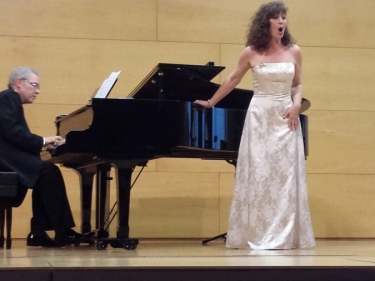 Sílvia Gil y Charo García, veu. Cecilio Tieles, piano. Vila-seca, Auditori Alcalde Josep Malapeira