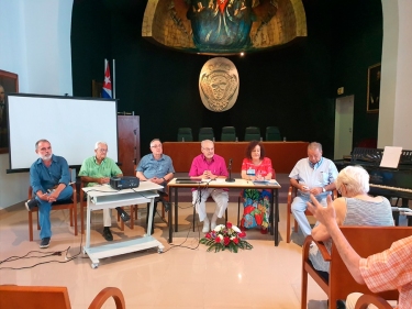 Festival de habaneras de La Habana. Argel Calcines, Ibrahim Hidalgo, Enric Frigola, Cecilio Tieles, Teresa Pérez Daniel, Olavo Alén. Coloquio "Conocer la Habanera" 5 de noviembre 2019, Aula Magna del Colegio universitario San Gerónimo, La Habana, Cuba