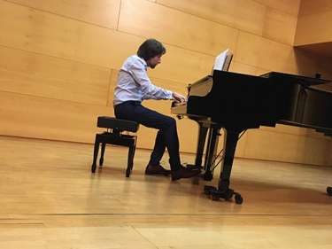Gerard Moreno, piano i veu. Auditori Alcalde Josep Malapeira, Vila-seca.