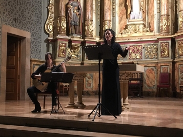 DÚO A1VEU. Alba Fortuny, veu i Irene López, guitarra. Església Sant Nicolau, La Riba.